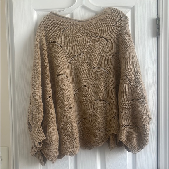 Off Shoulder Batwing Sleeve Sweater - Picture 2 of 4